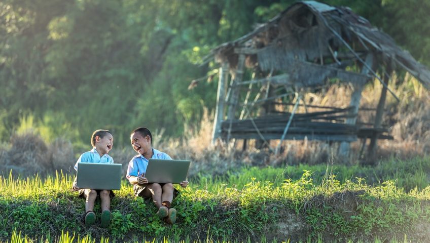 Enfants Jardinage